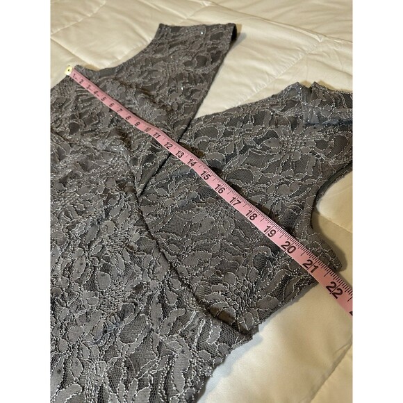 Jessica Howard Mother of Bride Long Gown Size 16W Gray Scallops Lace Rhinestone - Picture 9 of 16